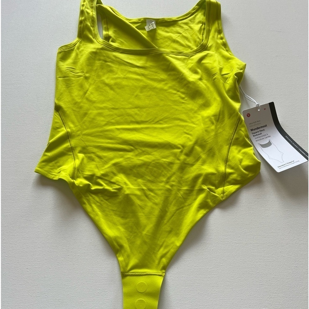 NWT Lululemon Wundermost Ultra-Soft Nulu Square-Neck Bodysuit Size M‎ (V)